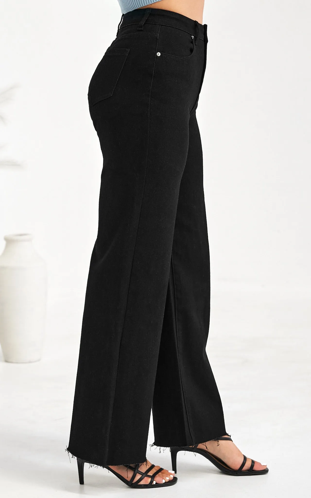 Aubreen Wide Jeans - Black