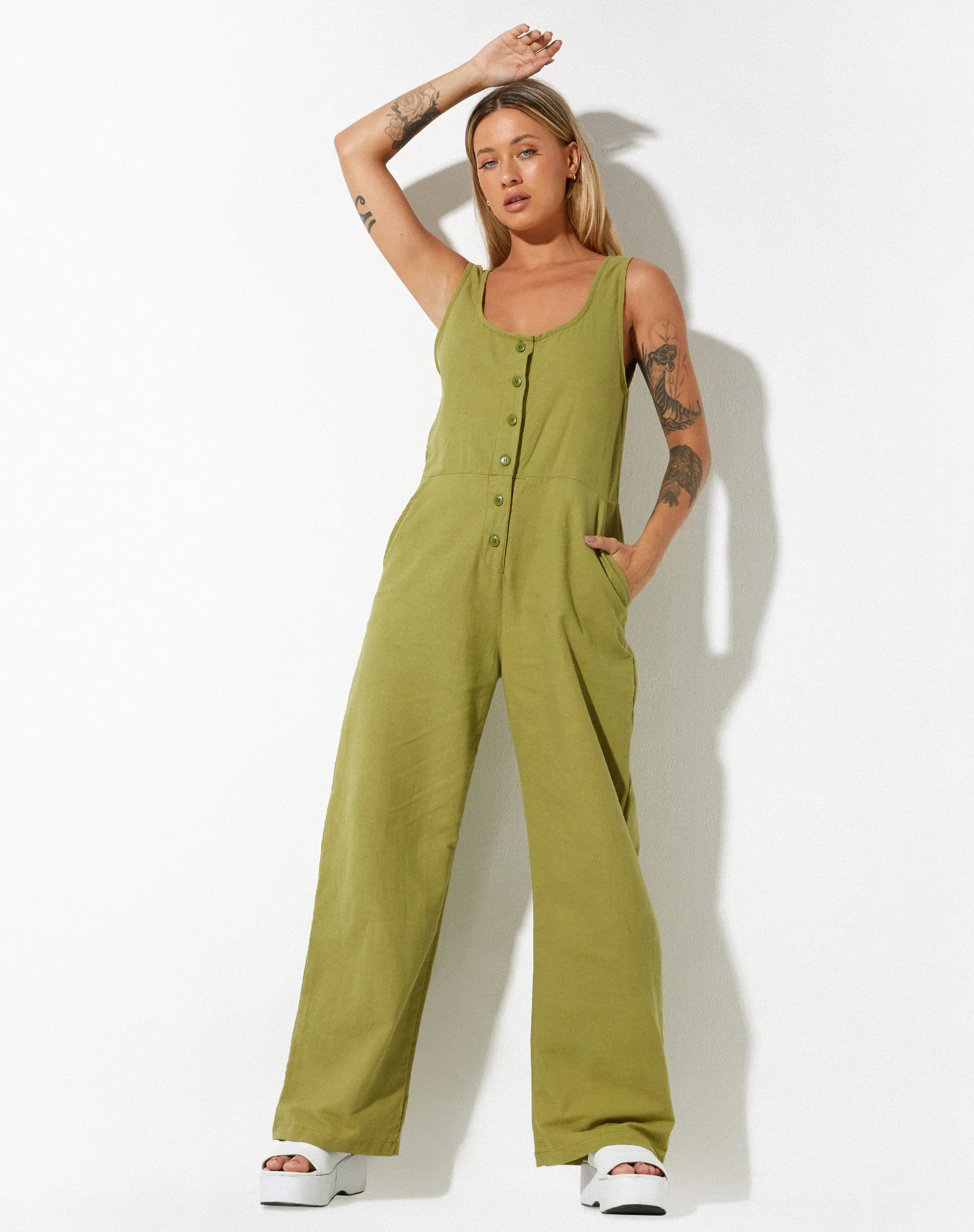 Beatrix Jumpsuit in Linen Rami Green