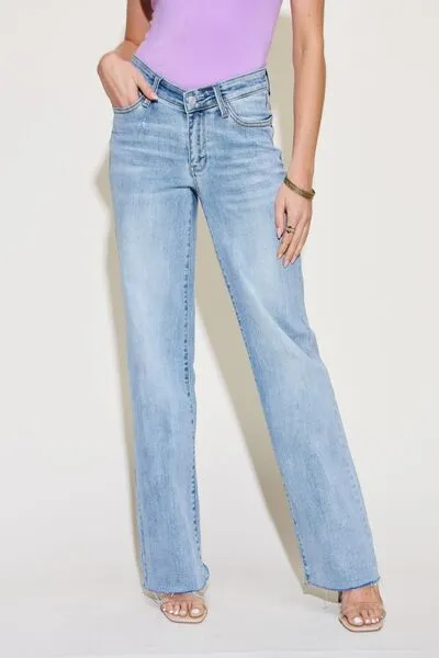 Cassandra V Front Waistband Straight Jeans