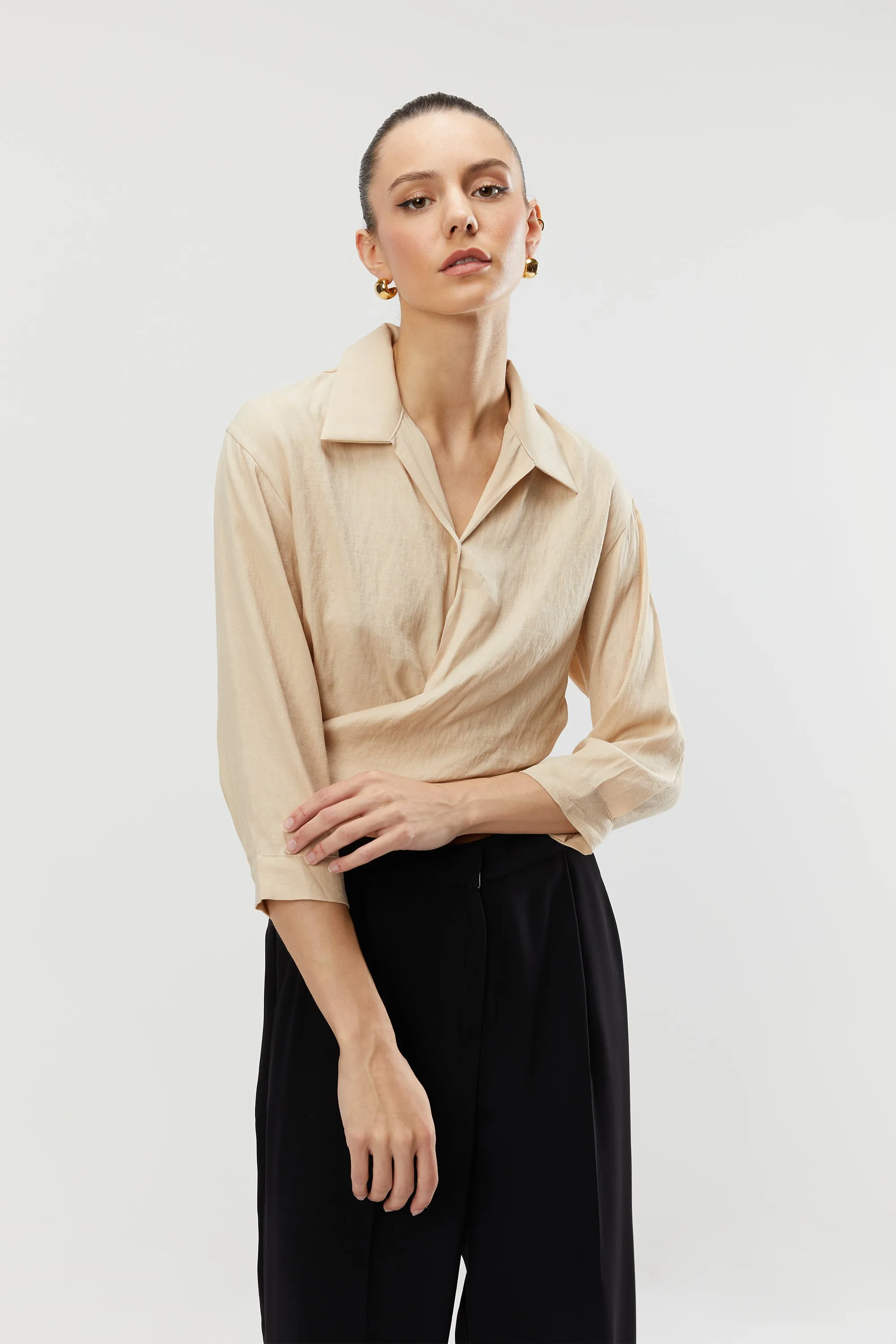 CROPPED SHIRT WITH WRAP TIES