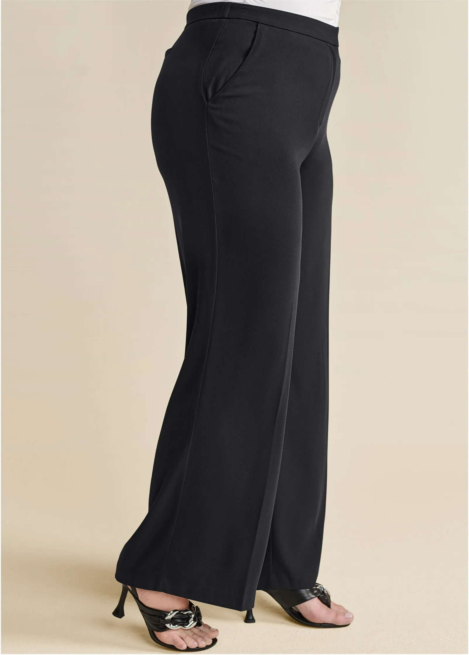 High-Rise Wide Leg Trousers - Black