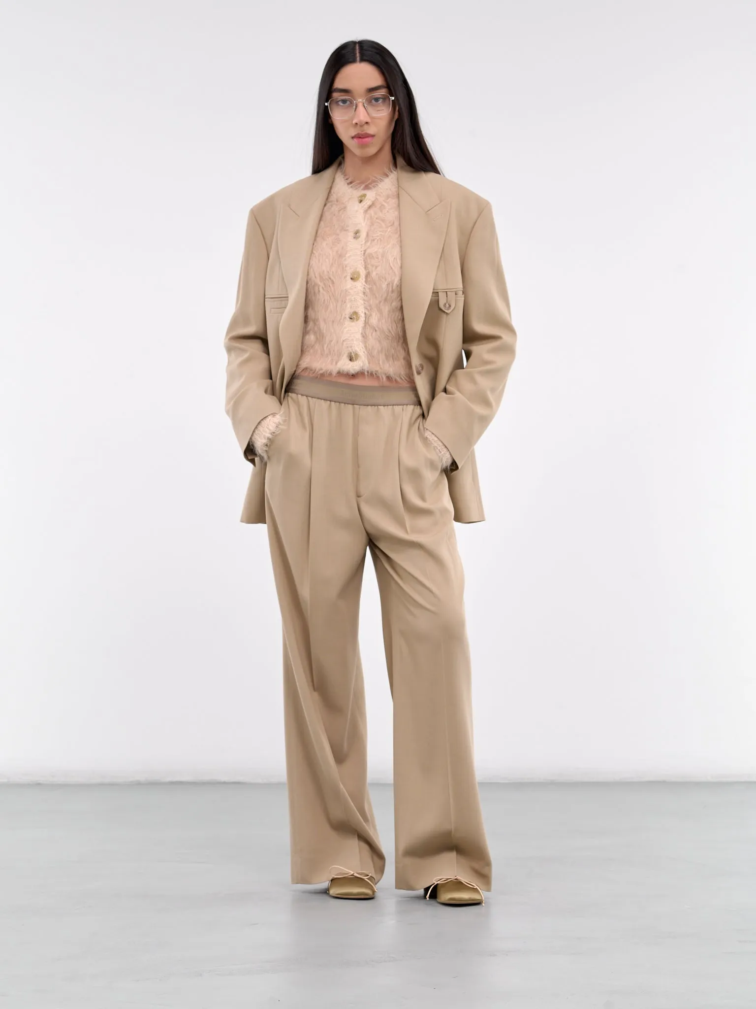 Logo Tape Trousers (AK0826-CAMEL-BEIGE)