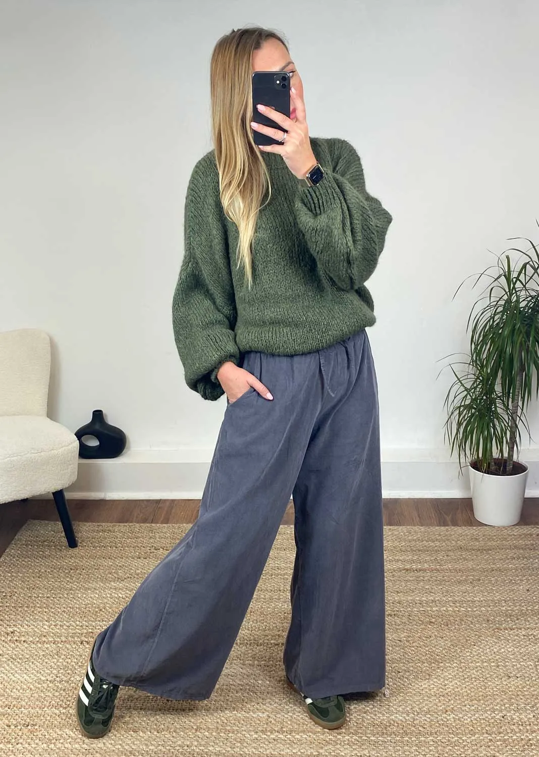 Misty Cord Wide Legs Pants in Mid Grey