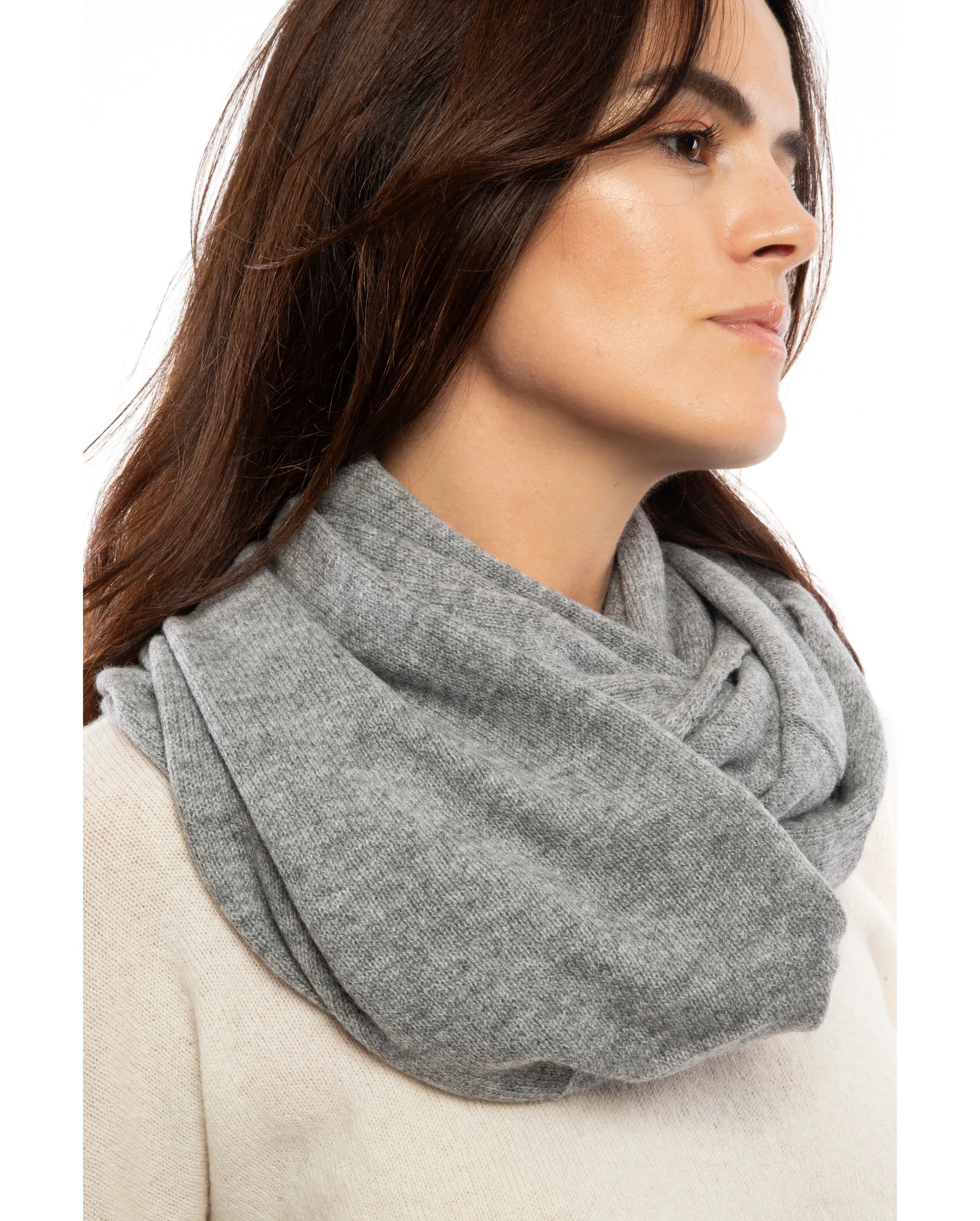 NEW FALL 24 - Women's Maxi Cashmere Neck Scarf Taupe