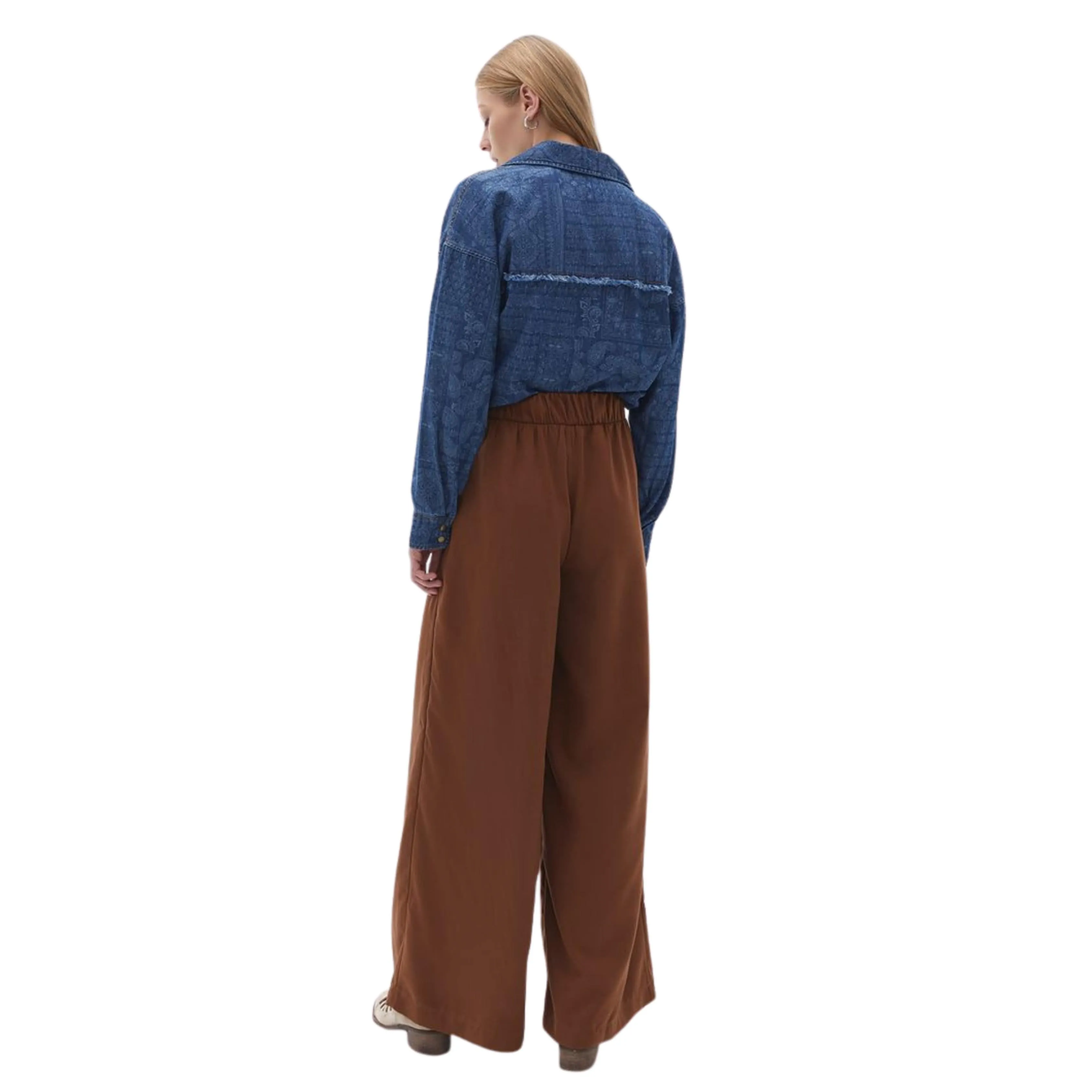 OXXO - Ultra High Waist Suede Trousers