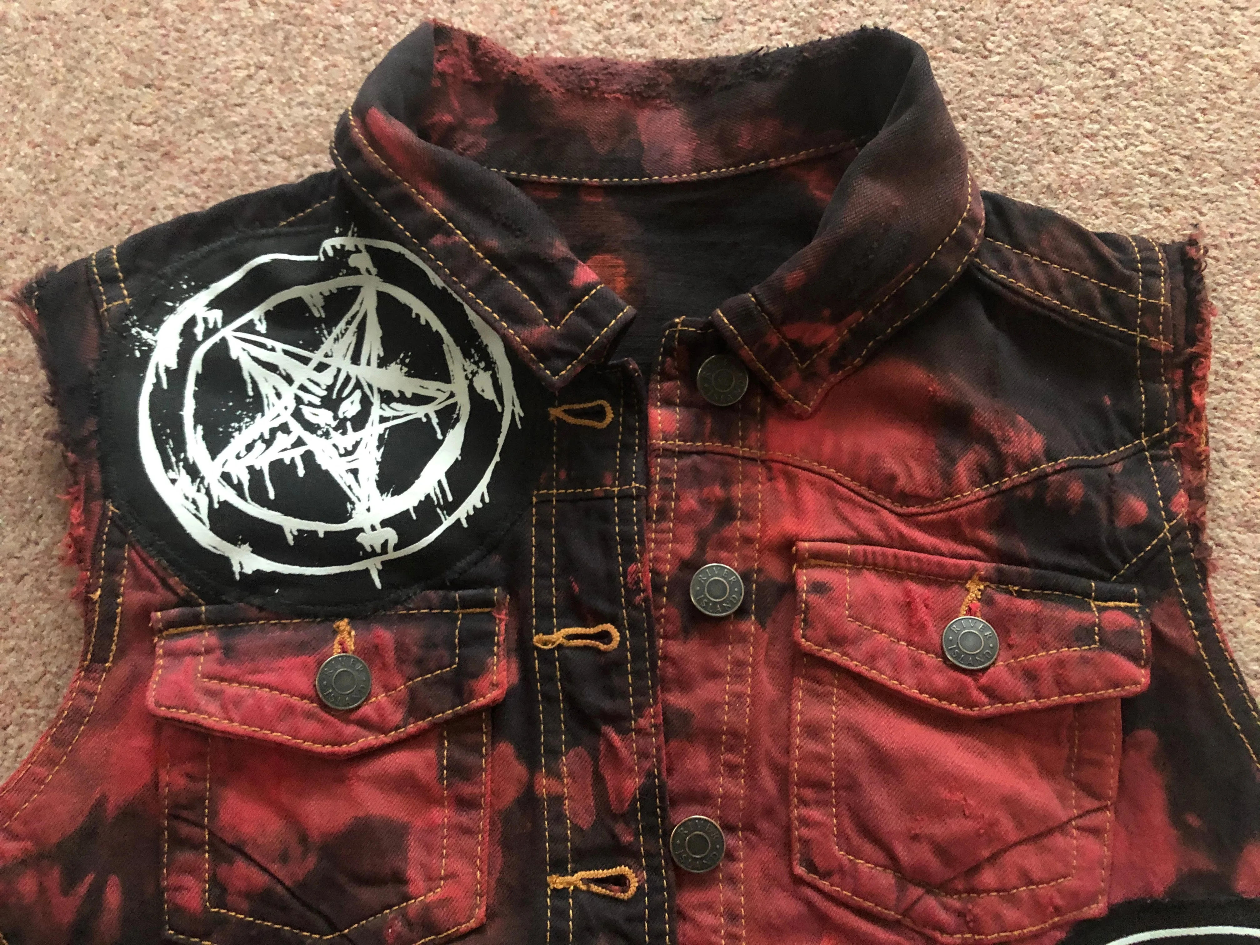 Satanic Jacket: Womens' Black 'n' Red Tie-Bleach Denim Cut-Off Pentagram Baphomet