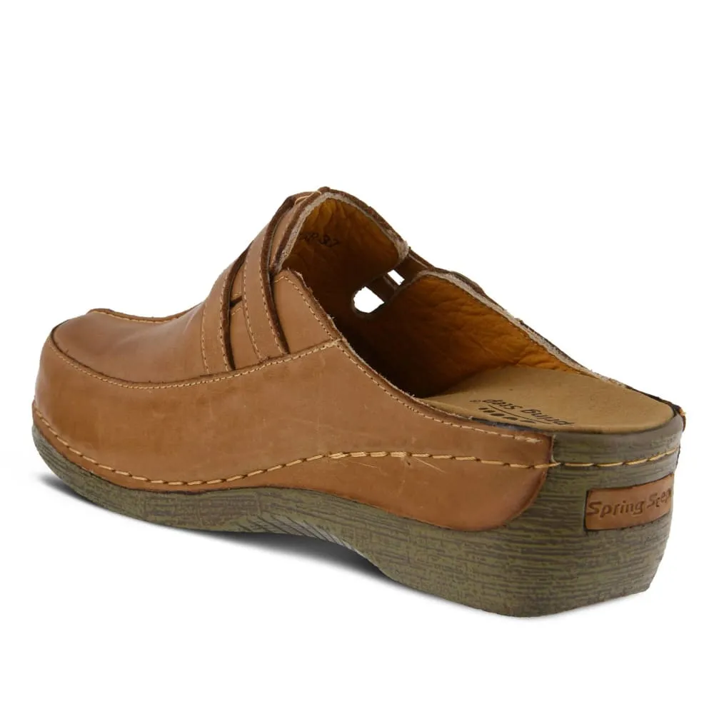 Spring Step Shoes Happy Women's Leather Slip On Clogs