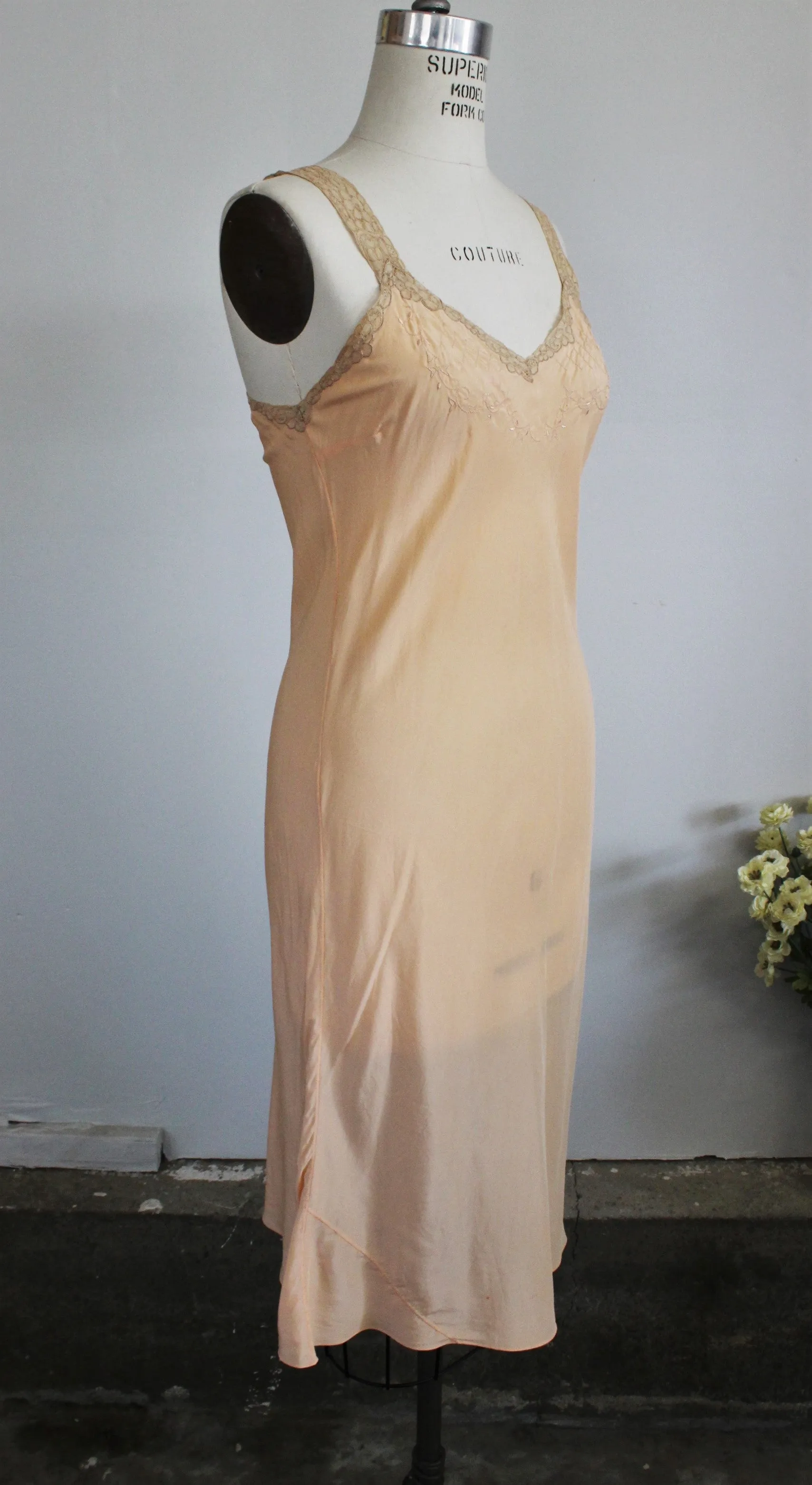 Vintage 1930s 1940s Blush Nightgown Or Slip