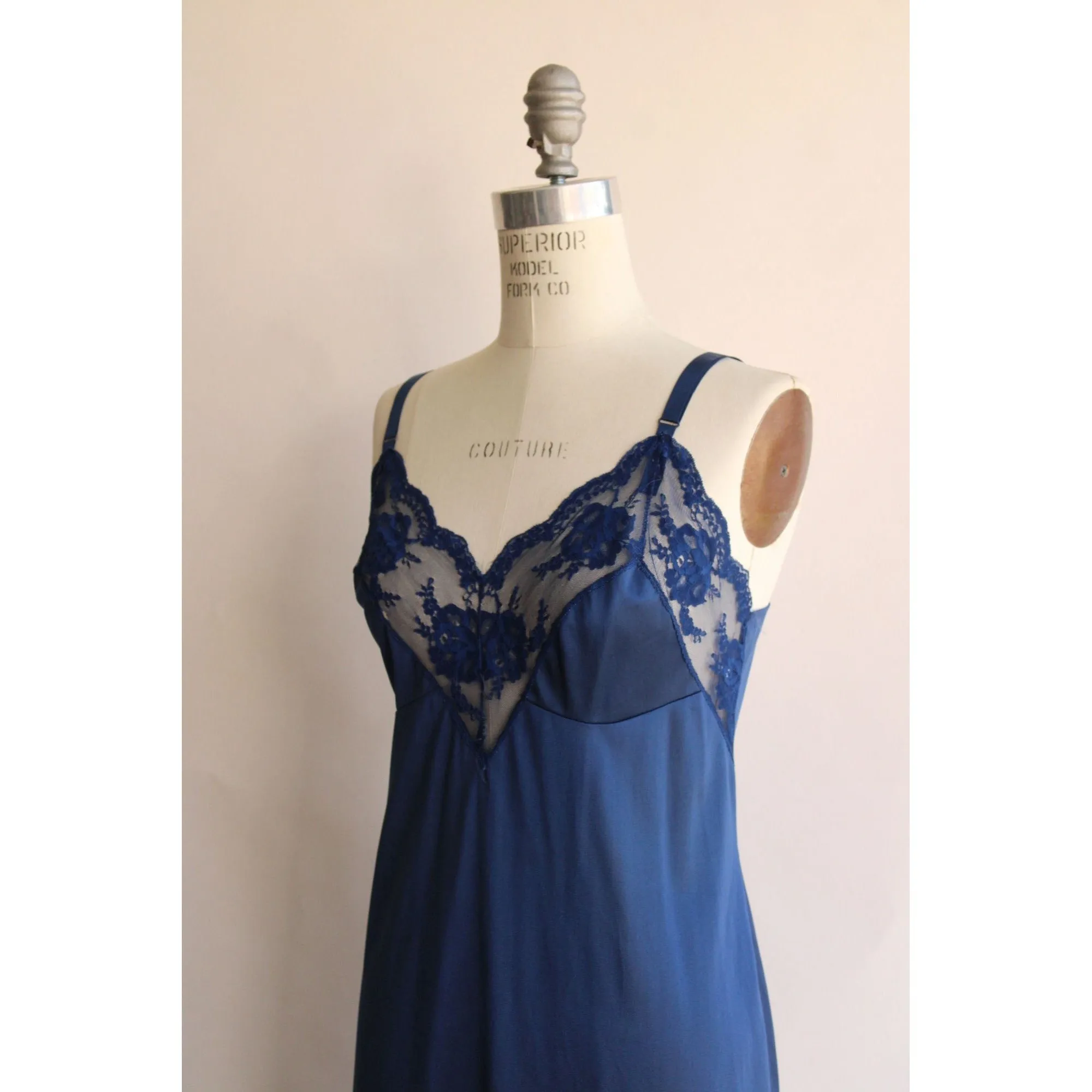 Vintage 1970s 1980s Blue Komar Slip Size 38