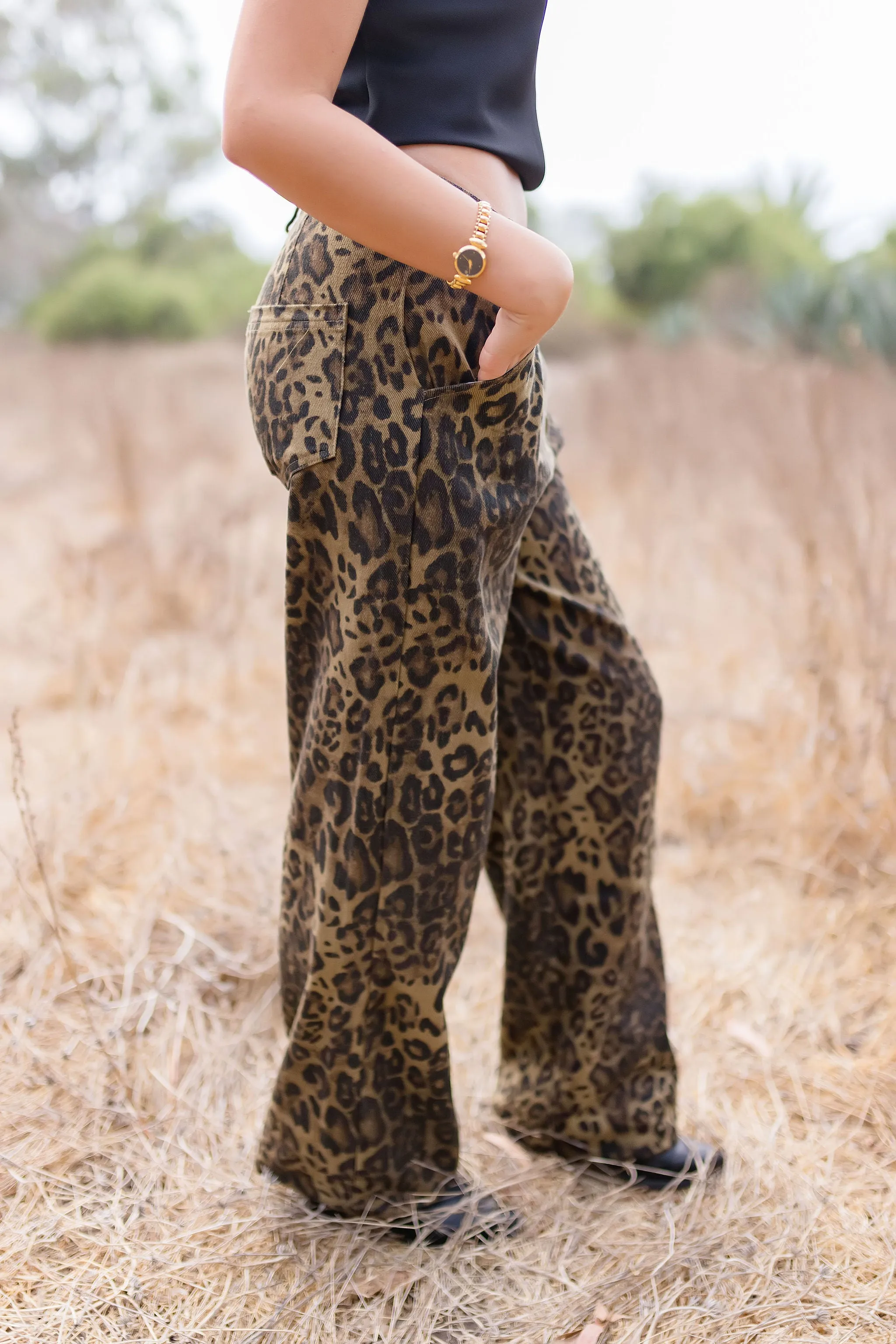 Waitlist 11/20 ♥ Giselle Mid Rise Leopard Print Denim Pants Brown