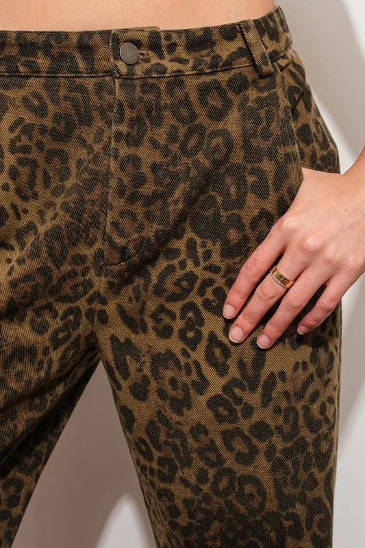 Waitlist 11/20 ♥ Giselle Mid Rise Leopard Print Denim Pants Brown